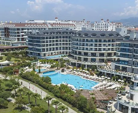 Hotel Commodore Elite & Adults Only